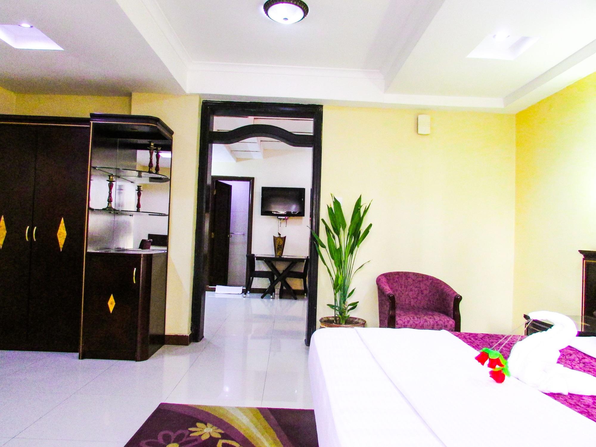 Urban Rose Hotel & Apartments Дар-эс-Саламе Экстерьер фото