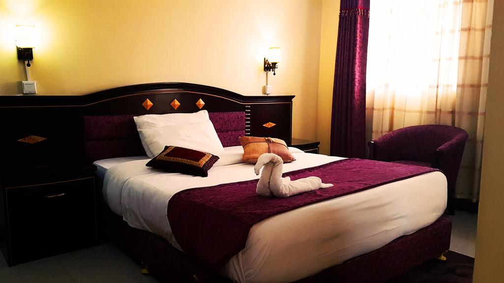 Urban Rose Hotel & Apartments Дар-эс-Саламе Экстерьер фото