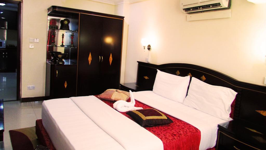 Urban Rose Hotel & Apartments Дар-эс-Саламе Экстерьер фото